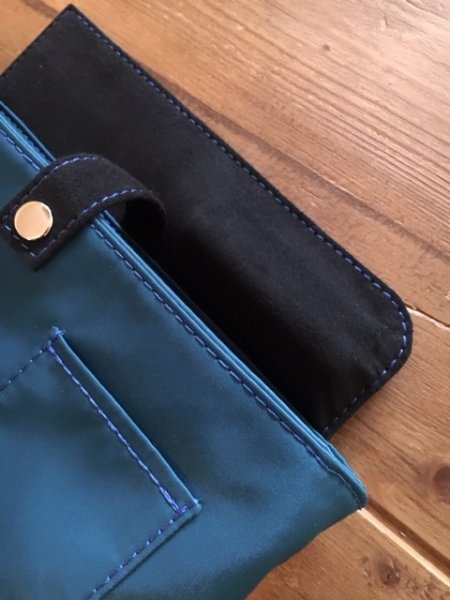 画像2: ナイロン＆アルカンターラ製フルバケ用小物入れ (2)