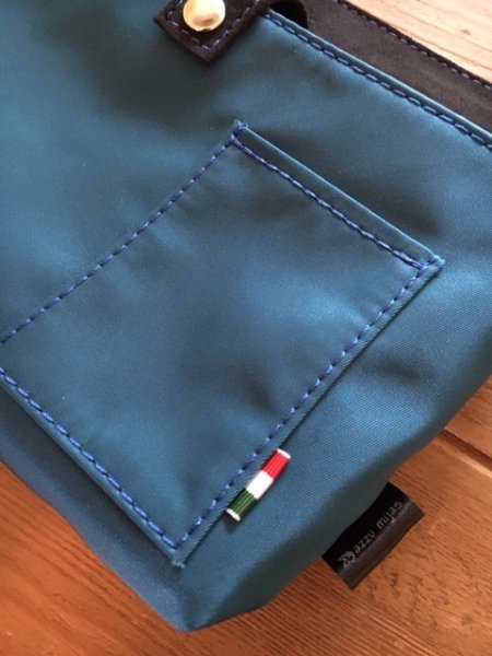 画像4: ナイロン＆アルカンターラ製フルバケ用小物入れ (4)