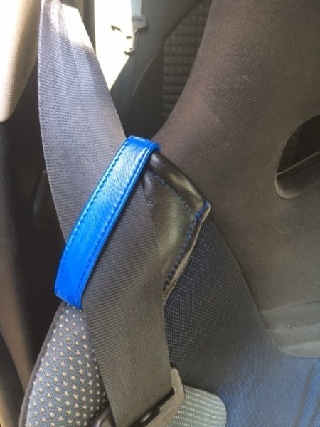 画像2: 本革製あっずシートベルトガイド (2)