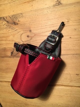 アバルト フィアット アルファロメオ ドリンクホルダー azzu mijas
